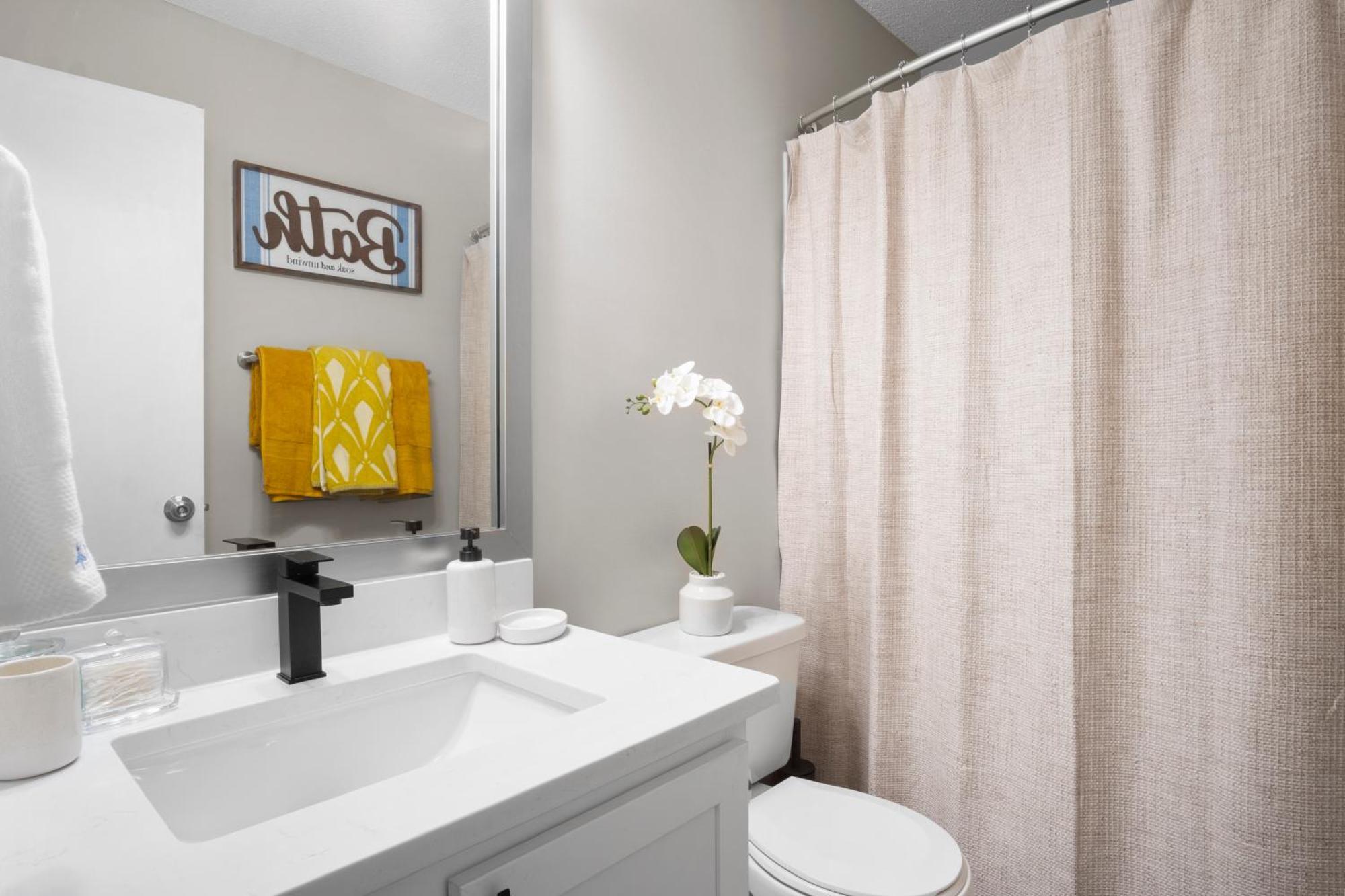 The Mooresville Nest: 2Br/2Ba Home Away From Home エクステリア 写真